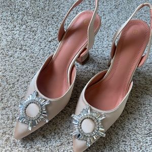 NWOT Bejeweled sling snack pumps